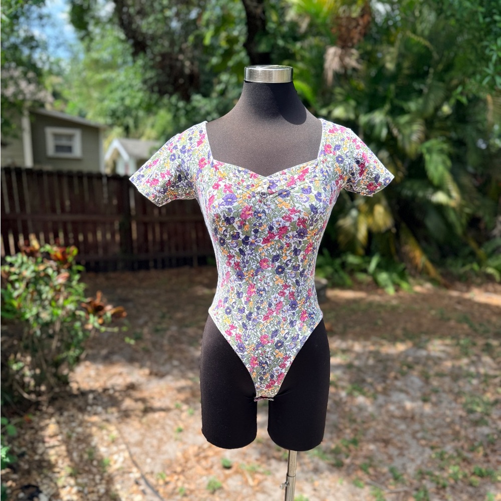 Vintage 90s Cristina Floral Cotton Snap Bodysuit
